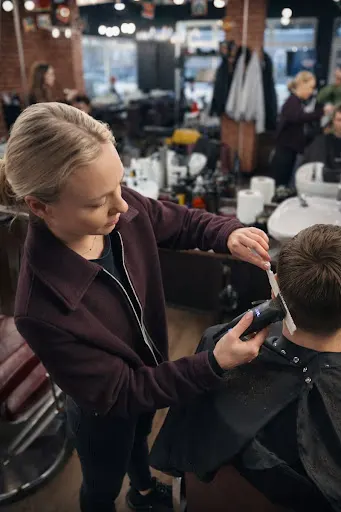 Gentlemen Barber Shop TBS